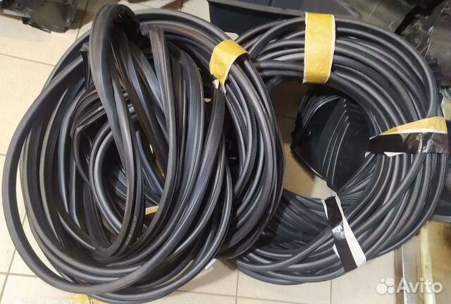 Уплотнитель проёма дверей Нива Шевроле