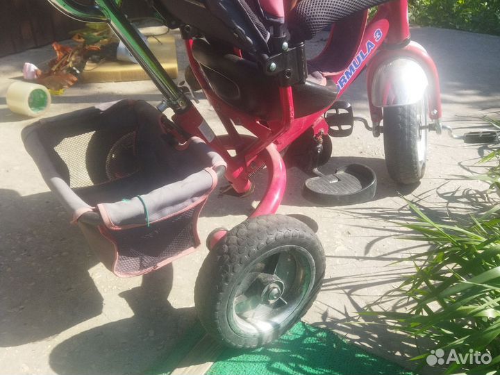 Детский велосипед с ручкой