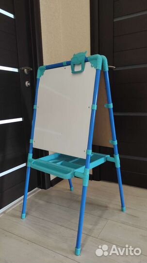 Мольберт для рисования (доска для рисования)