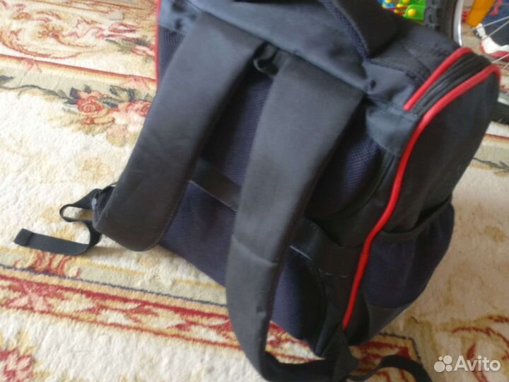 Школьный рюкзак