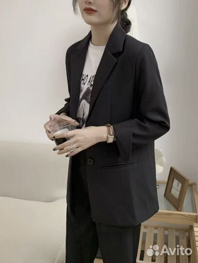 Пиджак женский черный