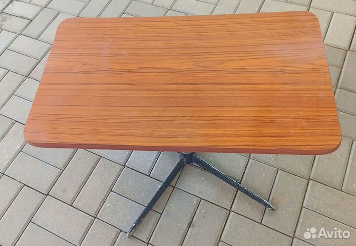 Столик этажерка жердельерка