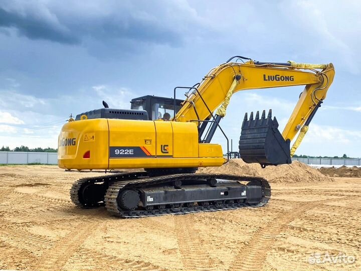 Гусеничный экскаватор LiuGong CLG922E, 2023