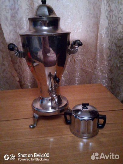 Самовар электрический СССР 1974 года