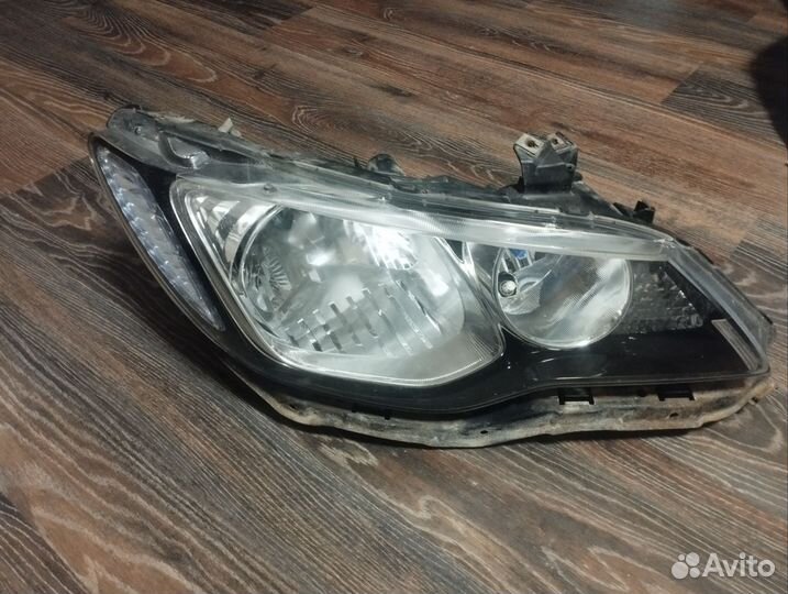 Фара на honda civic 4д правая