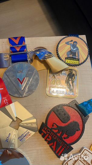 Медали с забегов и велозаездов