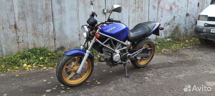 Honda VTR250