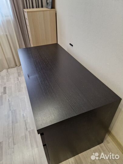 Письменный стол IKEA malm