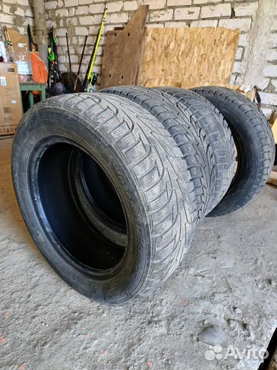 Hankook Winter I'Pike 195/60 R15