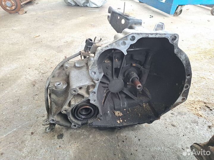 Коробка МКПП Nissan primera P10 1.6
