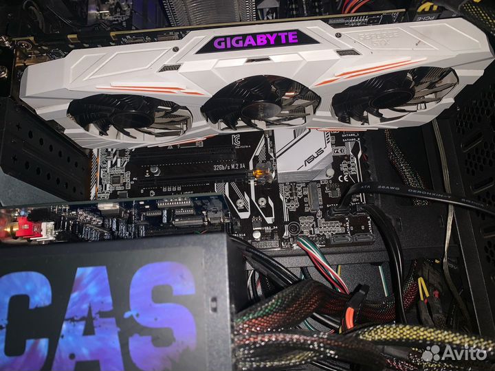 Видеокарта GTX 1080 ti 11gb Gigabyte