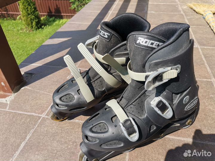 Роликовые коньки