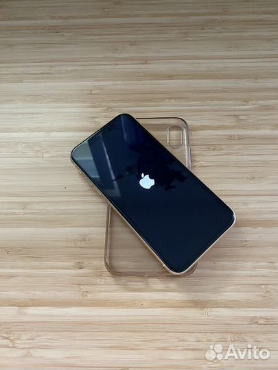 Apple iPhone XR 64GB