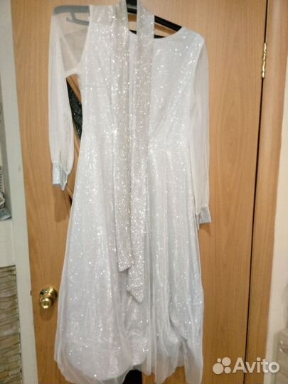 Платье женское