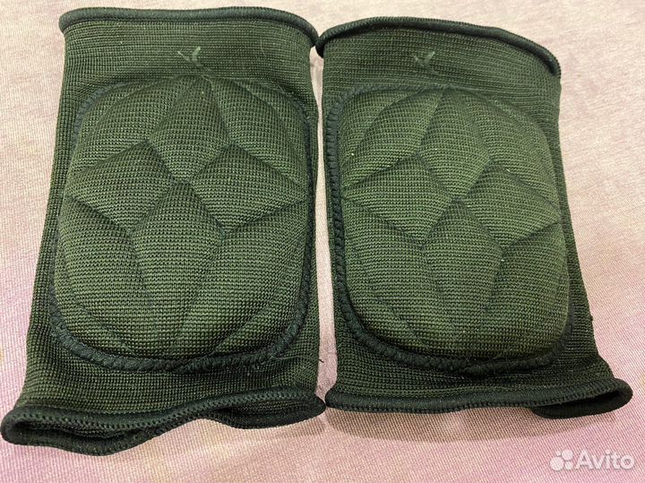 Наколенники