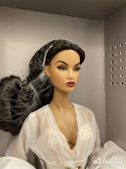 Integrity Toys Isabelle Alves