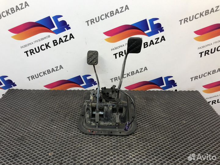 Блок педалей Renault Premium