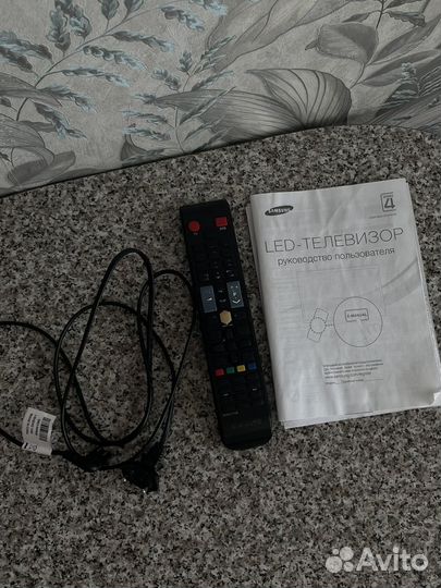 Телевизор Samsung UE32F4500AK