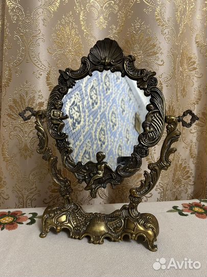 Зеркало в бронзе