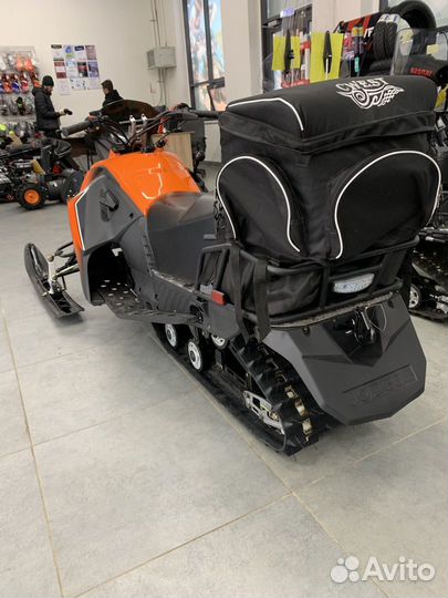 Снегоход 200 кубов оранжевый