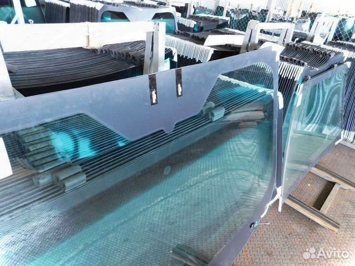 Структура лобового стекла автомобиля. Автомобильные стекла виды. Лобовые стекла. Стекло автомобиля в разрезе. Склад автостекол.