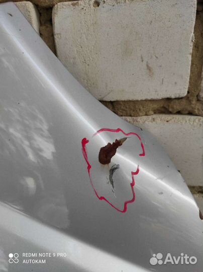 Крыло переднее правое Nissan tiida c11