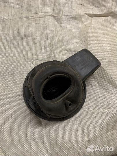 Лючок бензобака mitsubishi colt z3