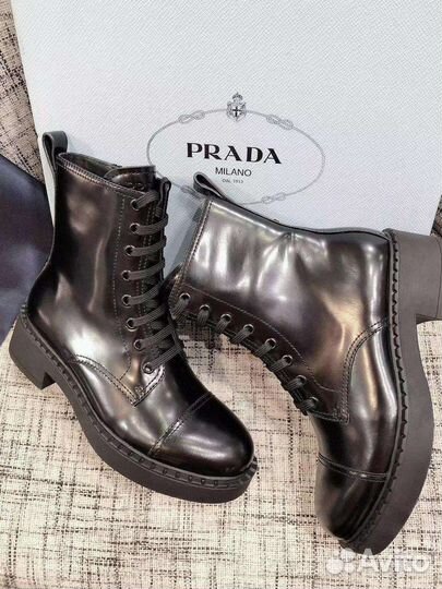 Ботинки женские Prada