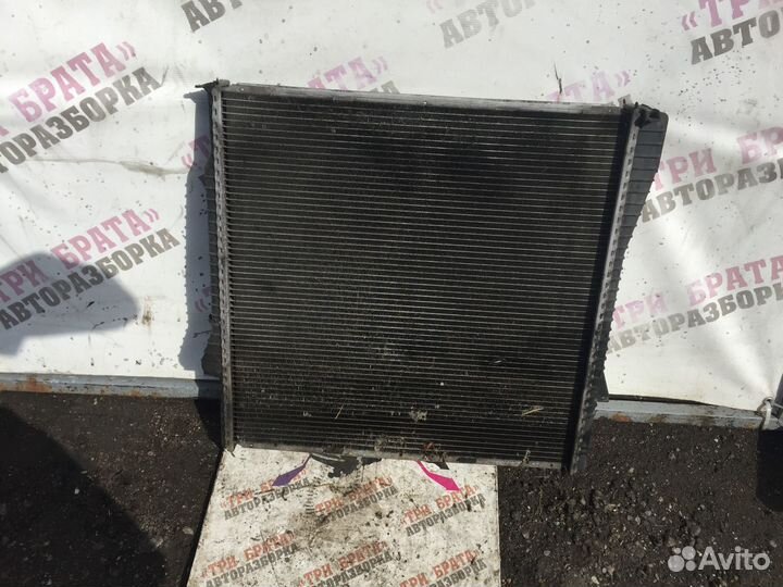 Бмв X5 Радиатор охлаждающей жидкости