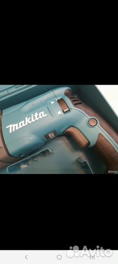 Продаётся новый перфоратор makita 2470