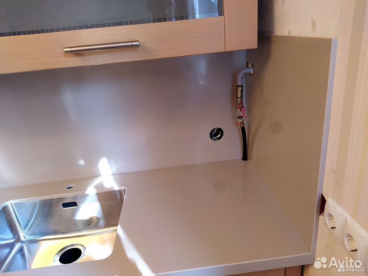 Столешница, кухонный фартук из камня Corian м2/p