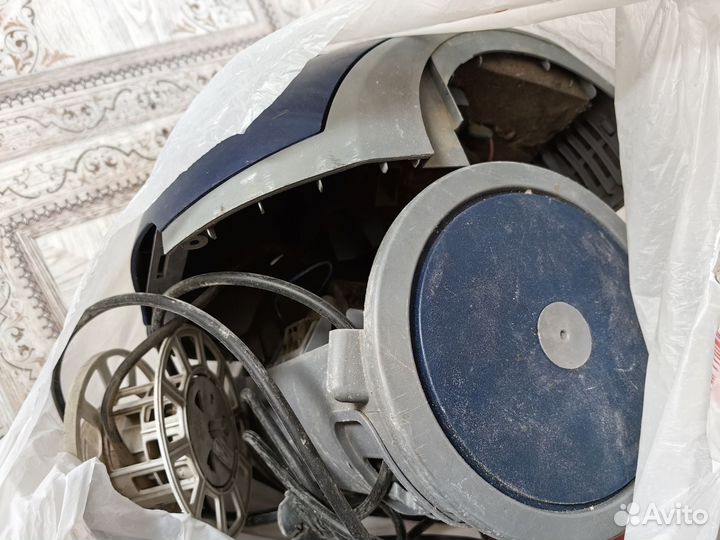 Пылесос на запчасти