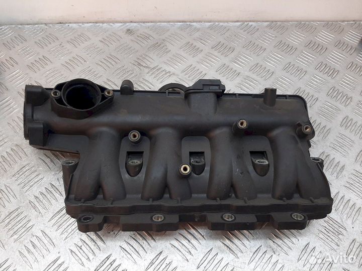 Впускной коллектор Opel Corsa C (2000-2006)