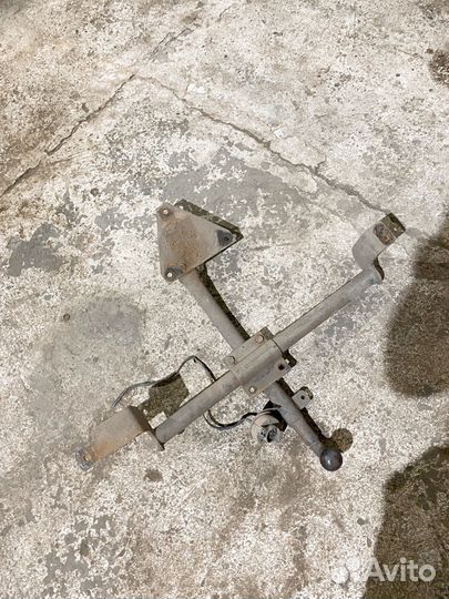 Фаркоп на LADA priora седан