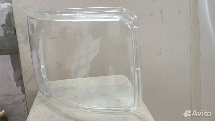 Стекло фары Скания 6 левое