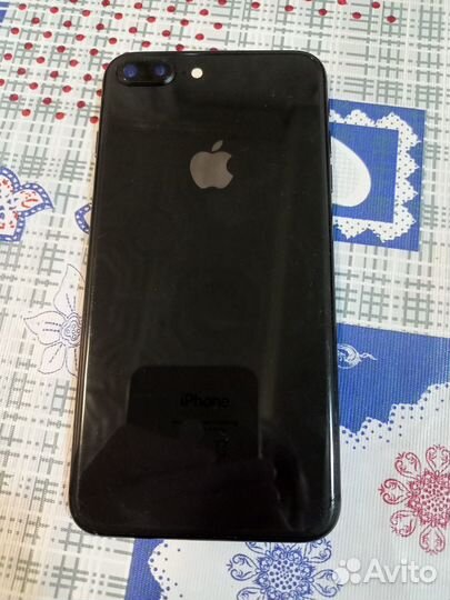 iPhone 8 Plus, 64 ГБ