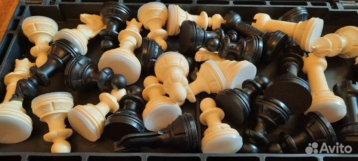 Шахматы с доской 30*30 см