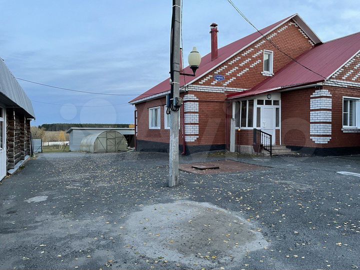 Коттедж 194,5 м² на участке 50 сот.