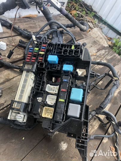 Коса телевизора Toyota Corolla Fielder zre142g 2ZR