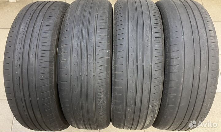 Yokohama BluEarth AE50 SUV 215/65 R17