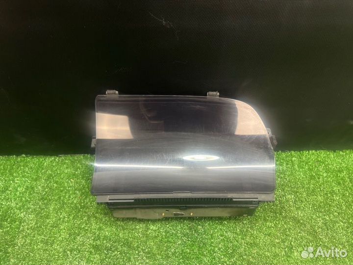 Монитор Mercedes S W221