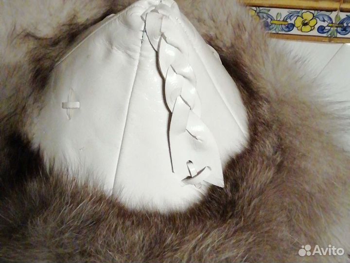Меховые женские шапки бу