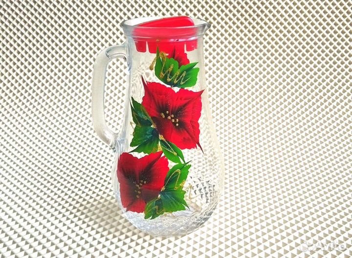 Подарочный набор кувшин и два стакана новый