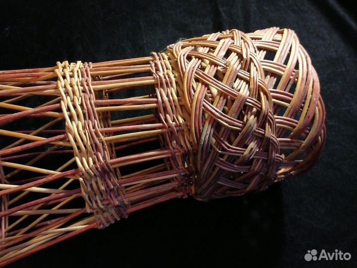 Ваза напольная плетеная