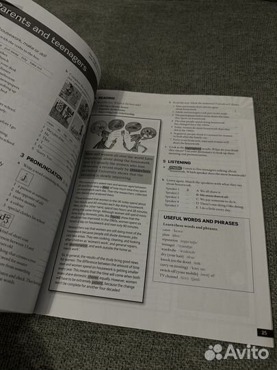 English File Pre-Intermediate 3 edition