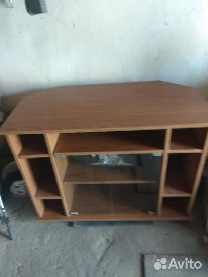 Тумба под телевизор