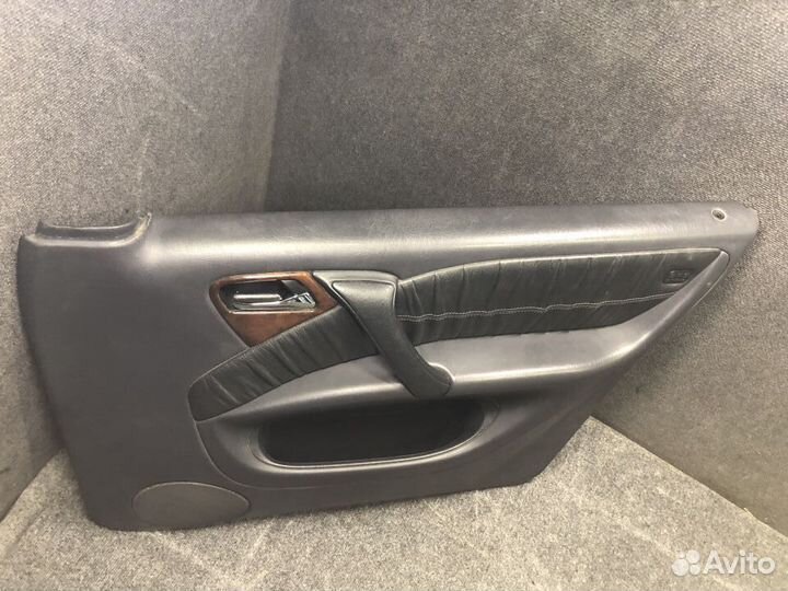 Обшивка двери Мерседес 163 A1637203670