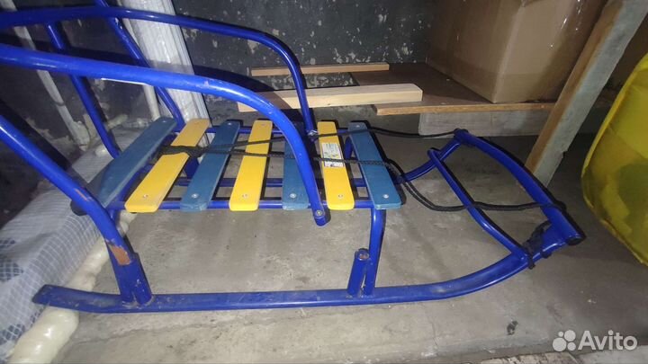 Санки со съемной ручкой