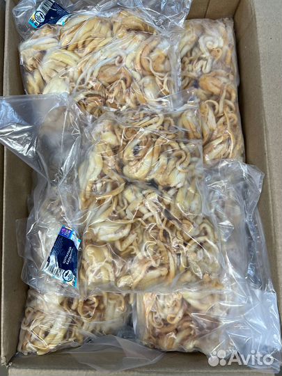 Щупальца кальмара горячего копчения