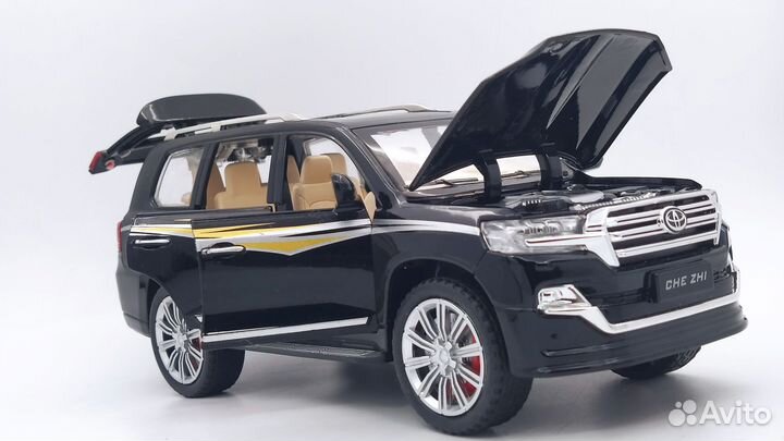 Коллекционные модели, Toyota Land Cruiser 200